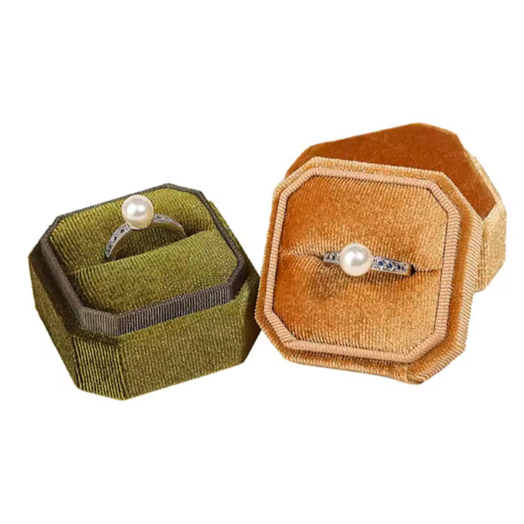 Por que precisamos de materiais difíceis para a elegante caixa de anel para casamento?